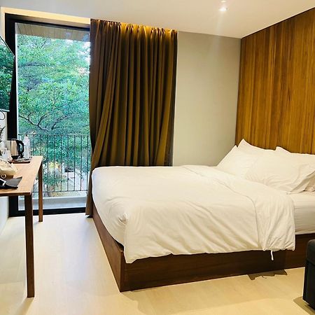 Woodstory Boutique Hotel Bangkok Luaran gambar