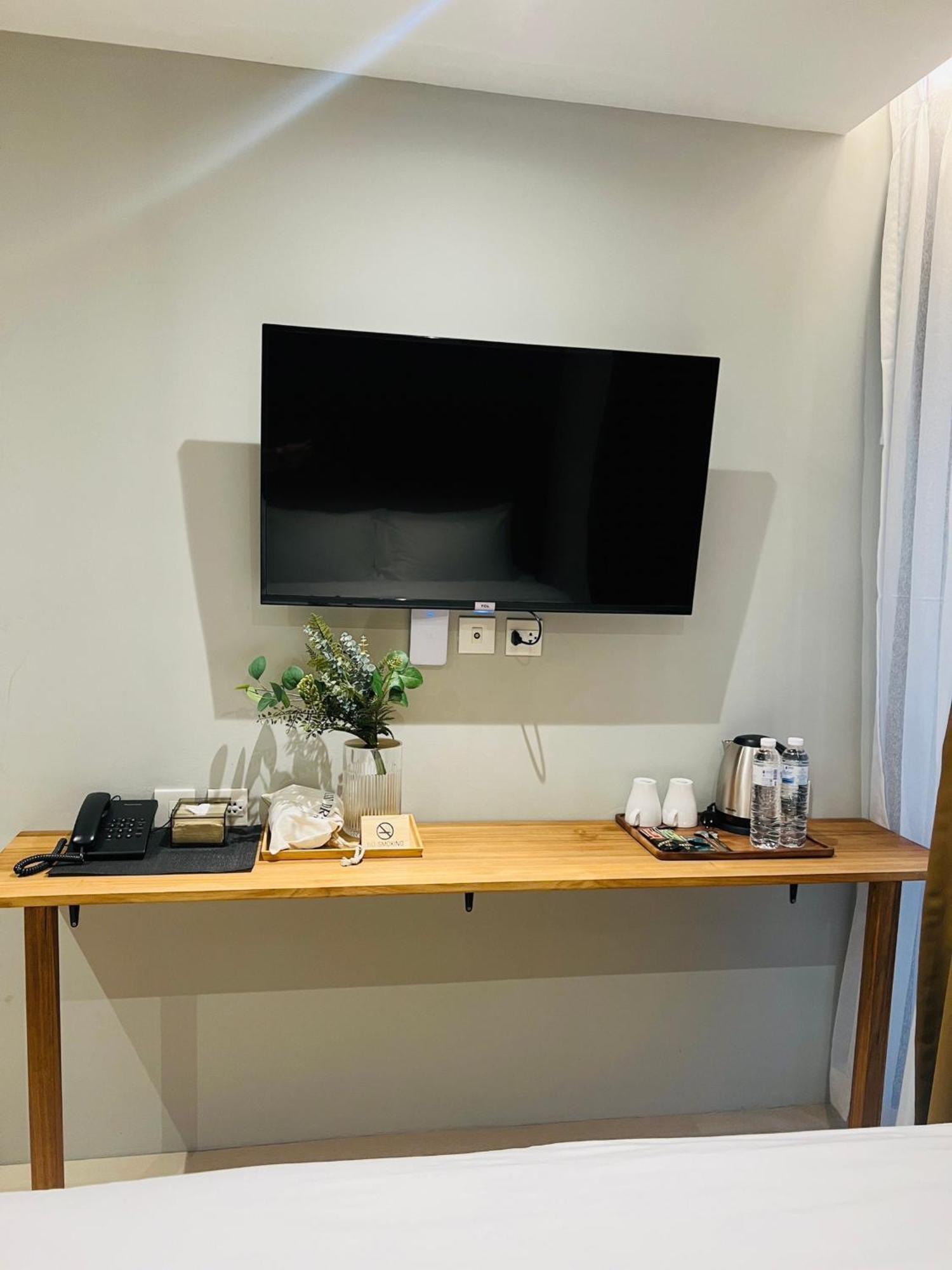 Woodstory Boutique Hotel Bangkok Luaran gambar